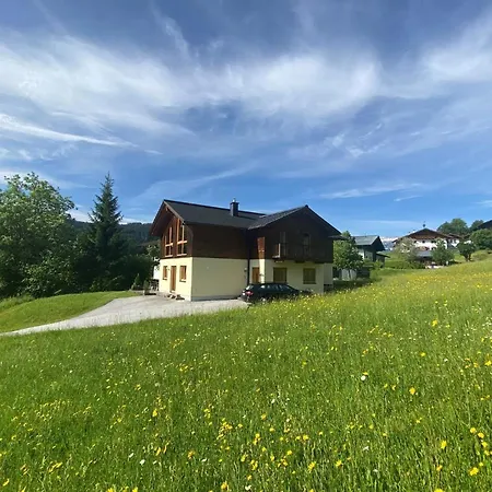 Skiblickhaus * Russbach am Pass Gschuett