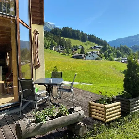 Chalet Skiblickhaus Russbach am Pass Gschütt